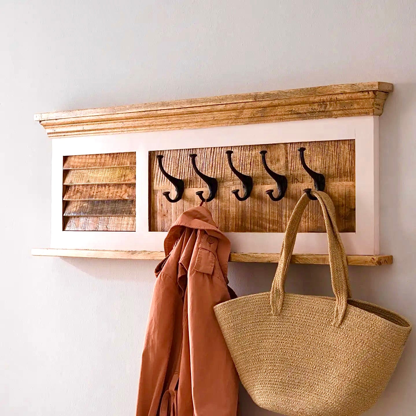 Cottage Range Coat Hanger